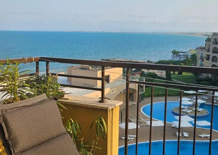 Apartment Boho Breeze Aheloy